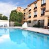 Отель GreenTree Inn & Suites Florence, фото 15