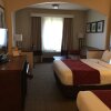 Отель Comfort Suites Near Six Flags Magic Mountain, фото 6