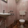 Отель OYO 14633 Lakeview Guest House, фото 15