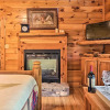 Отель 'sky Harbor' Sevierville Cabin w/ Hot Tub & Deck!, фото 9