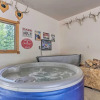 Отель Lead Cabin ~ 9 Mi to Deadwood: Hot Tub + Patio!, фото 9
