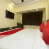 Отель OYO 17393 Hotel Elite Plaza, фото 16
