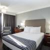 Отель Sandman Hotel Red Deer, фото 7