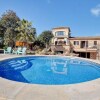 Отель Villa - 4 Bedrooms With Pool - 107803, фото 14