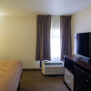 Отель Quality Inn & Suites, фото 36
