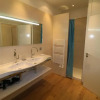 Отель Luxury, central 3 bedroom, 3 bathrooms 5 mins from the Palais 410, фото 7