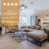 Отель SERRENDY Stylish 2-bedroom apartment 1-minute walk to beaches, фото 16