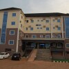 Отель Golden Valley Hotel Enugu в Нсукке