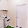 Отель 2 Bedroom Apartment near Kensington Market - Unit 10, фото 6
