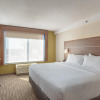 Отель Holiday Inn Express & Suites Belleville, an IHG Hotel, фото 3