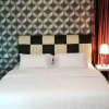 Отель Lawang Suite 1 Bedroom Corner Apartment, фото 16