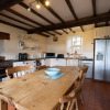 Отель Hulmes Vale House - Sleeps 14 - Peak District, фото 6