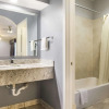 Отель Americas Best Value Platinum Inn & Suites, фото 8