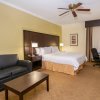 Отель Holiday Inn Express & Suites Houston North Intercontinental, an IHG Hotel, фото 32