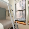 Отель East Village 2 Bedroom Apartments, фото 17