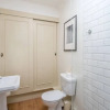 Отель Lovely 2 Bed Flat In Shepherds Bush West London, фото 8