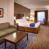 Отель Holiday Inn Express and Suites Overland Park, an IHG Hotel, фото 5