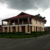 Отель 3Br Townhouse In Cainta Along Sumulong Hiway, фото 1
