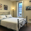 Отель City Sights 2 Queen Beds Downtown Apt, фото 6