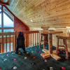 Отель Bear Bluffs 1 Bedroom Home with Hot Tub, фото 17