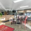 Отель Empire Inn & Suites, фото 23