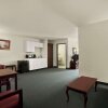 Отель Days Inn & Suites by Wyndham Romeoville, фото 11