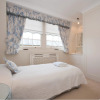 Отель Veeve Smith Terrace Pretty Mews House 3 Bed 2 Bath Chelsea, фото 1