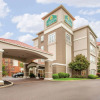 Отель La Quinta Inn & Suites by Wyndham Cincinnati Airpt Florence, фото 1