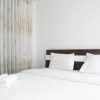 Отель Pleasant 1BR Apartment with Sofa Bed at Dago Suites, фото 16