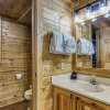 Отель Er239- Sleepy Bear Great Location â Close To Town! 2 Bedroom Cabin by RedAwning, фото 7