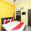 Отель OYO 26560 Blue Moon International, фото 5