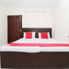 Отель OYO 30274 Temple City Guest House, фото 5
