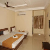 Отель Santhosh Inn, фото 2