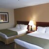 Отель Holiday Inn Express Hotel & Suites FOREST, фото 34