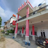 Отель OYO 94090 Prasetya Homestay, фото 1