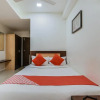 Отель OYO 6383 Hotel Leela Grand Inn, фото 6