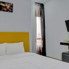 Отель Capital O 92583 Raja Soeta Hostel Syariah, фото 3