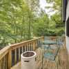 Отель Traditional Blakeslee Chalet: Deck & Lake Access!, фото 8