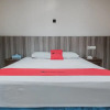 Отель RedDoorz Plus near Jambi Prima Mall, фото 5