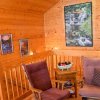 Отель GRANDMOTHER'S - 4 Br Cabin в Гатлинберге