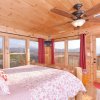 Отель A View To Remember 204 - Two Bedroom Cabin, фото 4