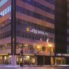Отель La Quinta Inn & Suites by Wyndham Chicago Downtown, фото 1