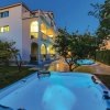 Отель Awesome Home in Kastel Stafilic with Hot Tub, WiFi & 4 Bedrooms, фото 17