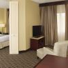 Отель DoubleTree Suites by Hilton Raleigh - Durham, фото 4