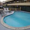 Отель Townhouse Inn & Suites, фото 14