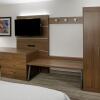 Отель Holiday Inn Express & Suites Welland, an IHG Hotel, фото 19