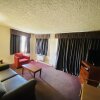 Отель Fleetwood Inn & Suites, фото 40