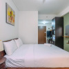 Отель Fancy And Nice Studio At Transpark Cibubur Apartment, фото 6