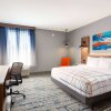 Отель La Quinta Inn & Suites By Wyndham Mount Laurel / Moorestown, фото 9