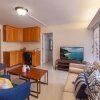 Отель Huge 2br/2ba Mins Away From Waikiki Beach by Domio, фото 6